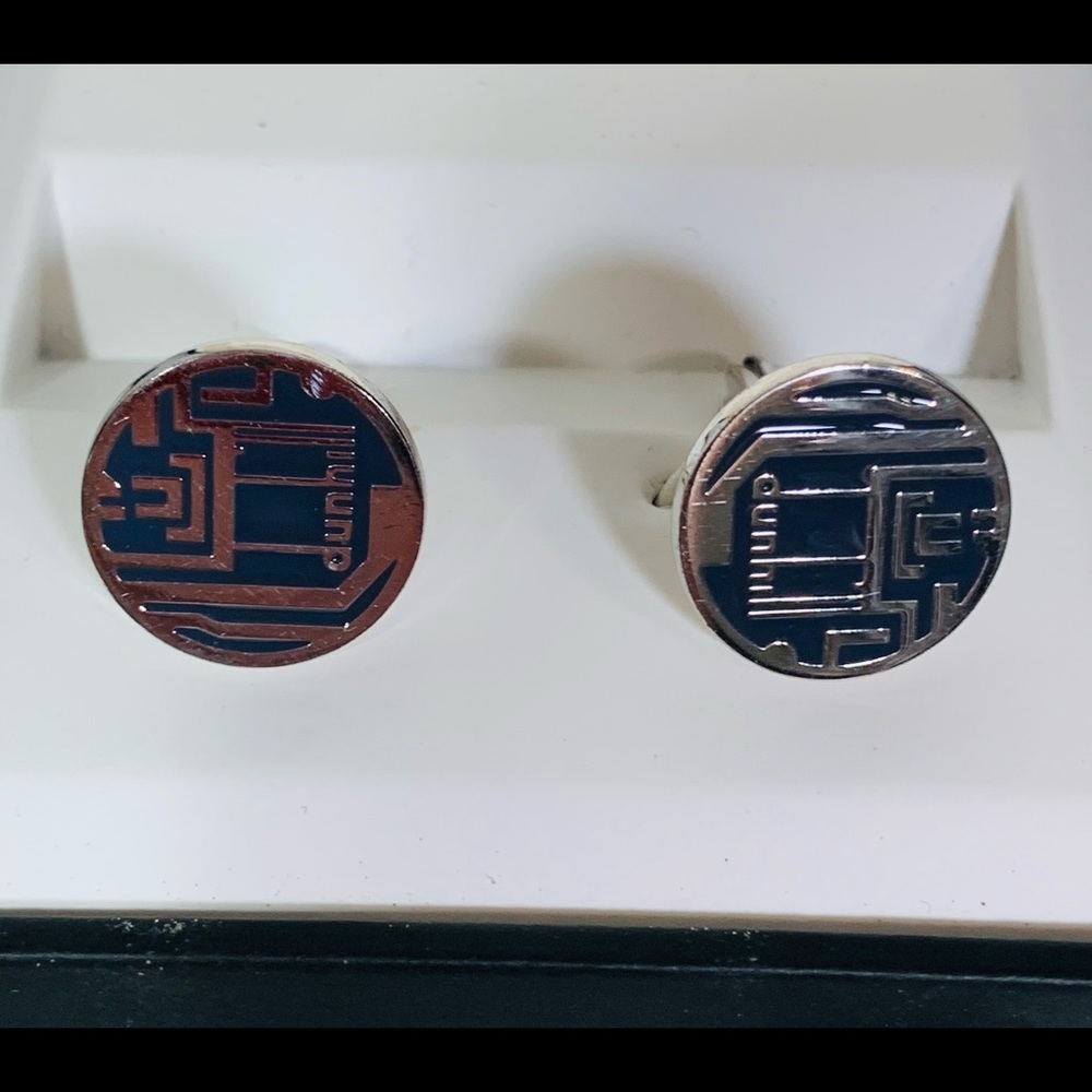 Luxury Alfred Dunhill Onyx & Silver Round Men's Cufflinks - New